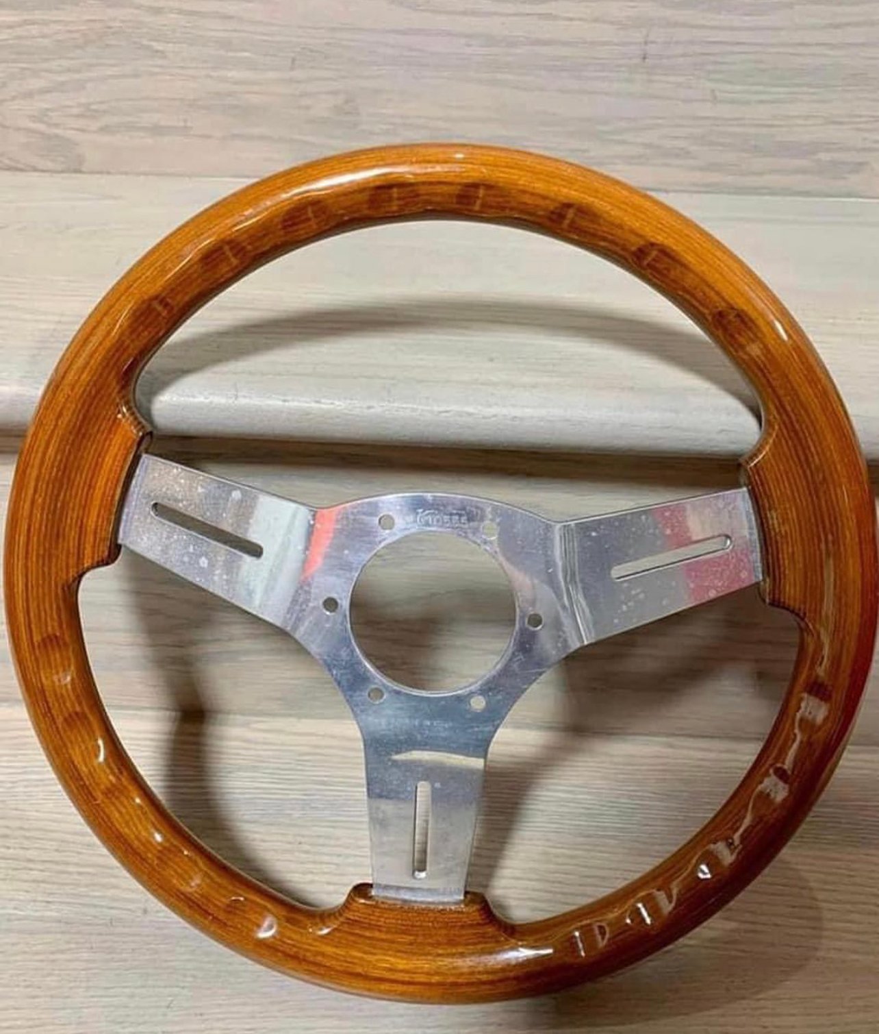 Nardi wood grain steering wheel