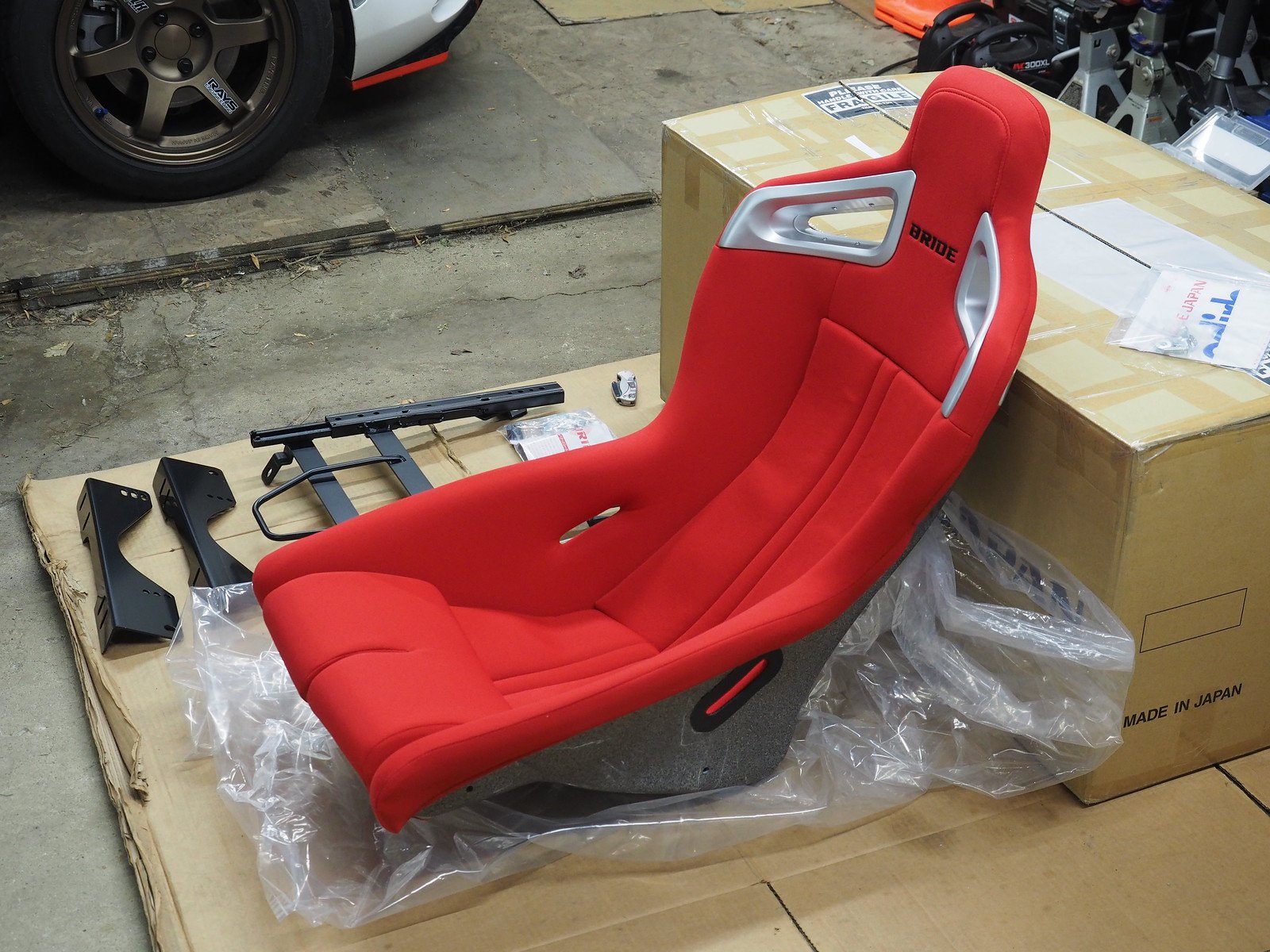 AFTERMARKET BRIDE SEATS
